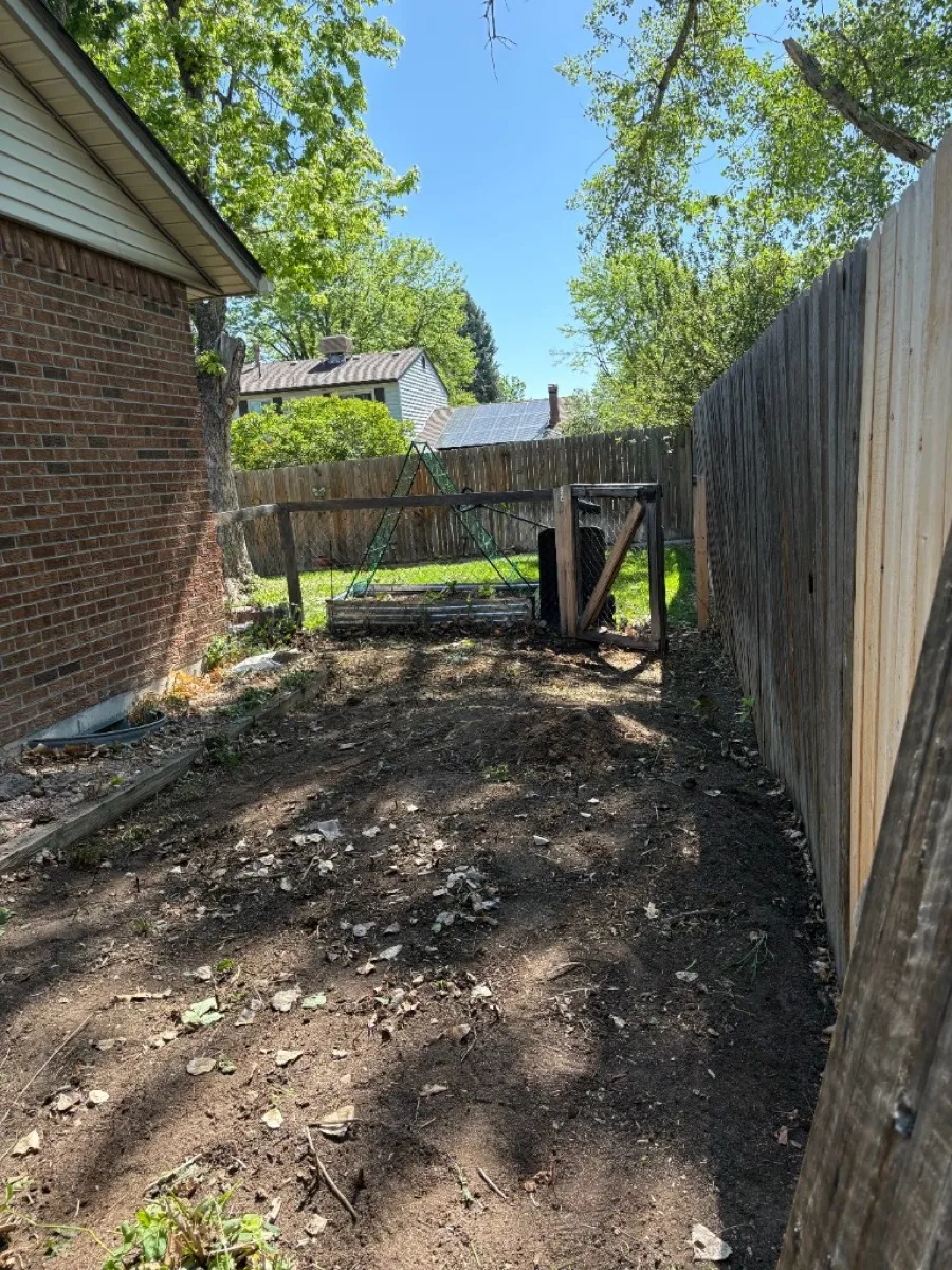 Seasonal Cleanups job in the Littleton and Highlands Ranch area